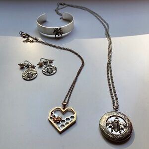 Bee Beekeper Jewelry Set Jewelry Earrings with Pearls, a Bracelet, Two Necklaces